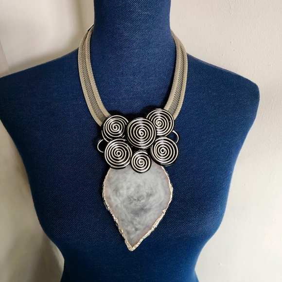 Large Silver Statement Wire Art and Druzy Stone Necklace with Earrings Set - Picture 9 of 12